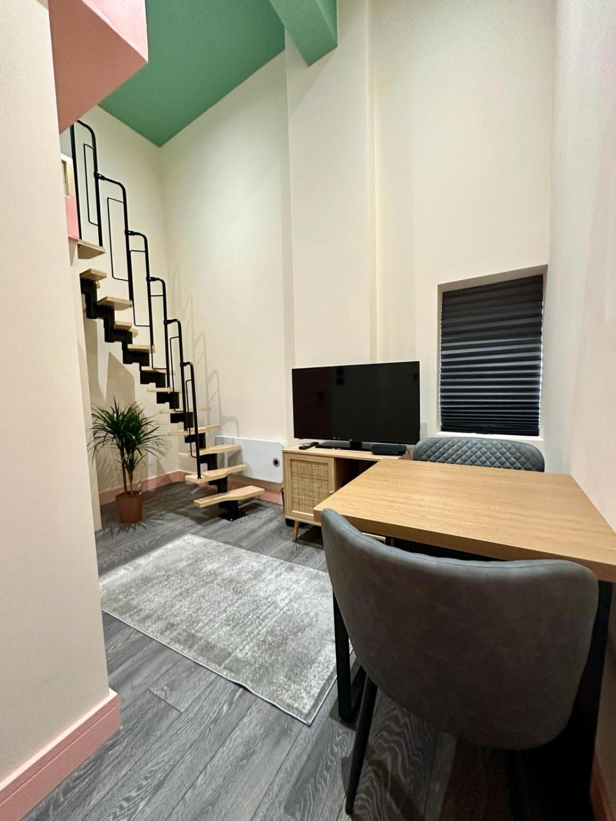 Casa de hóspedes Cozy En-suite Loft In Trendy Local Londres