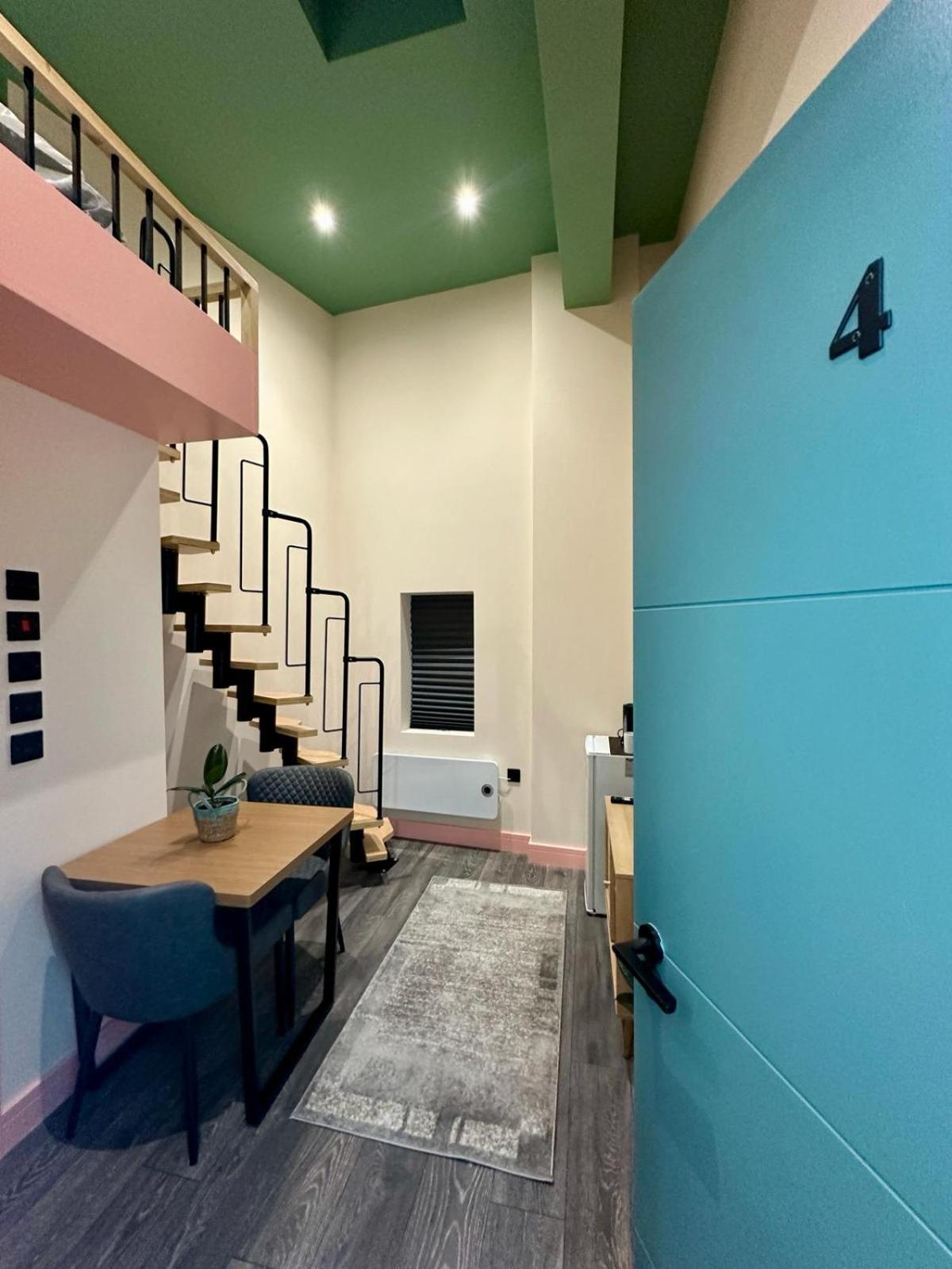 Cozy En-suite Loft In Trendy Local Londres