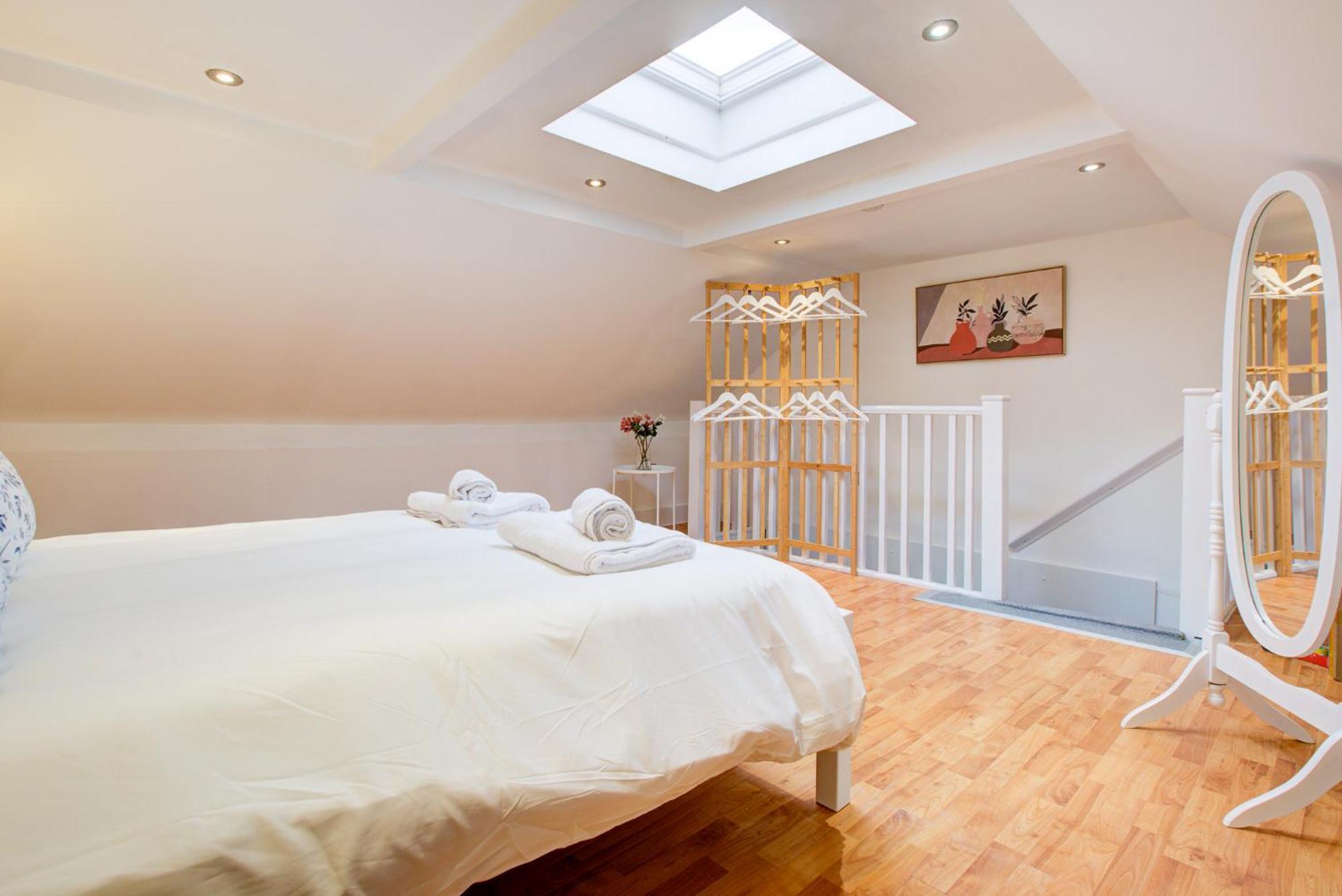 Wonderful Two-bedroom Apartment London