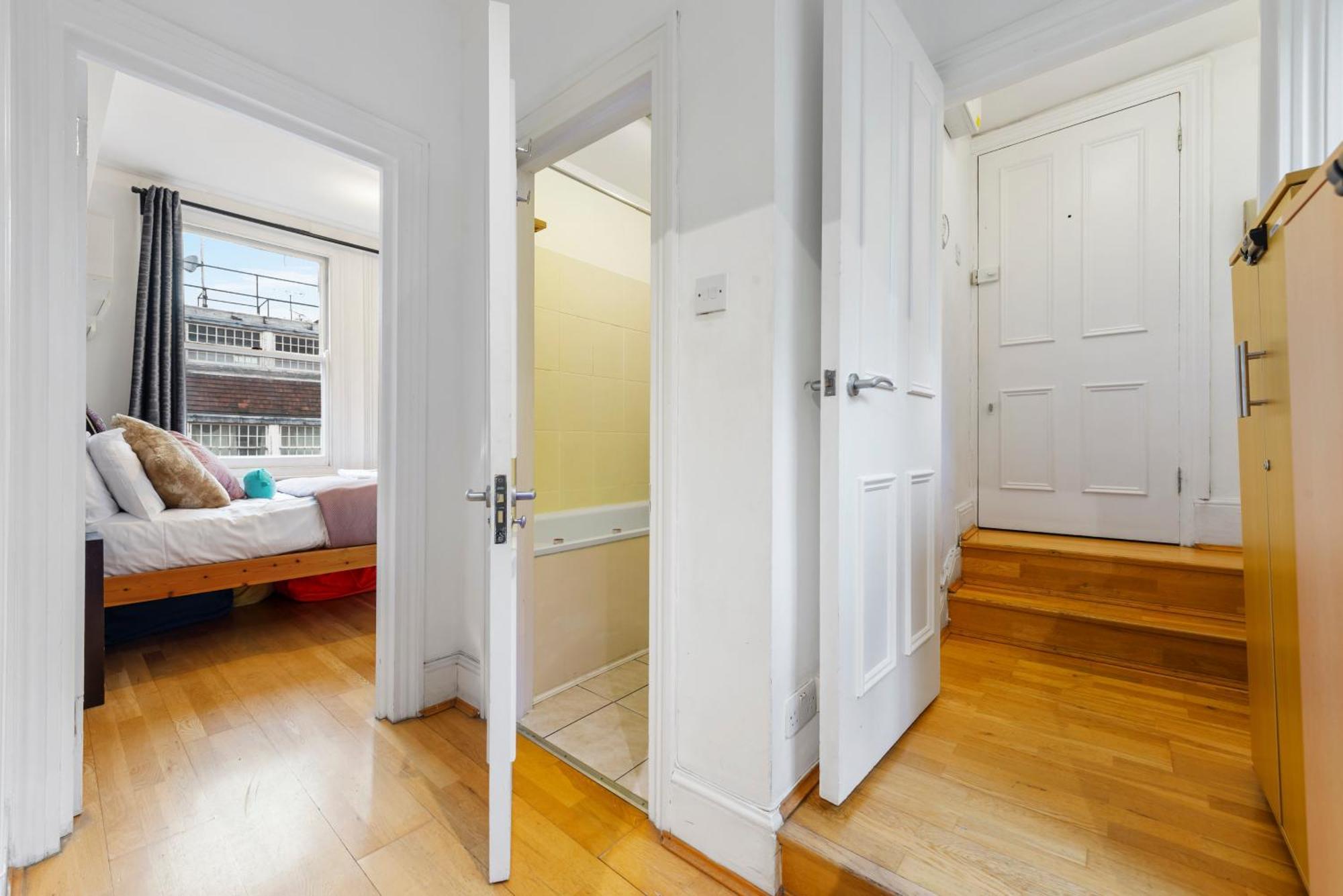 Modern Living In The Heart Of Covent Garden! 6bc London