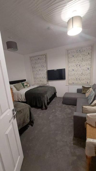 Apartment Impeccable 1 Bedroom Flat In London