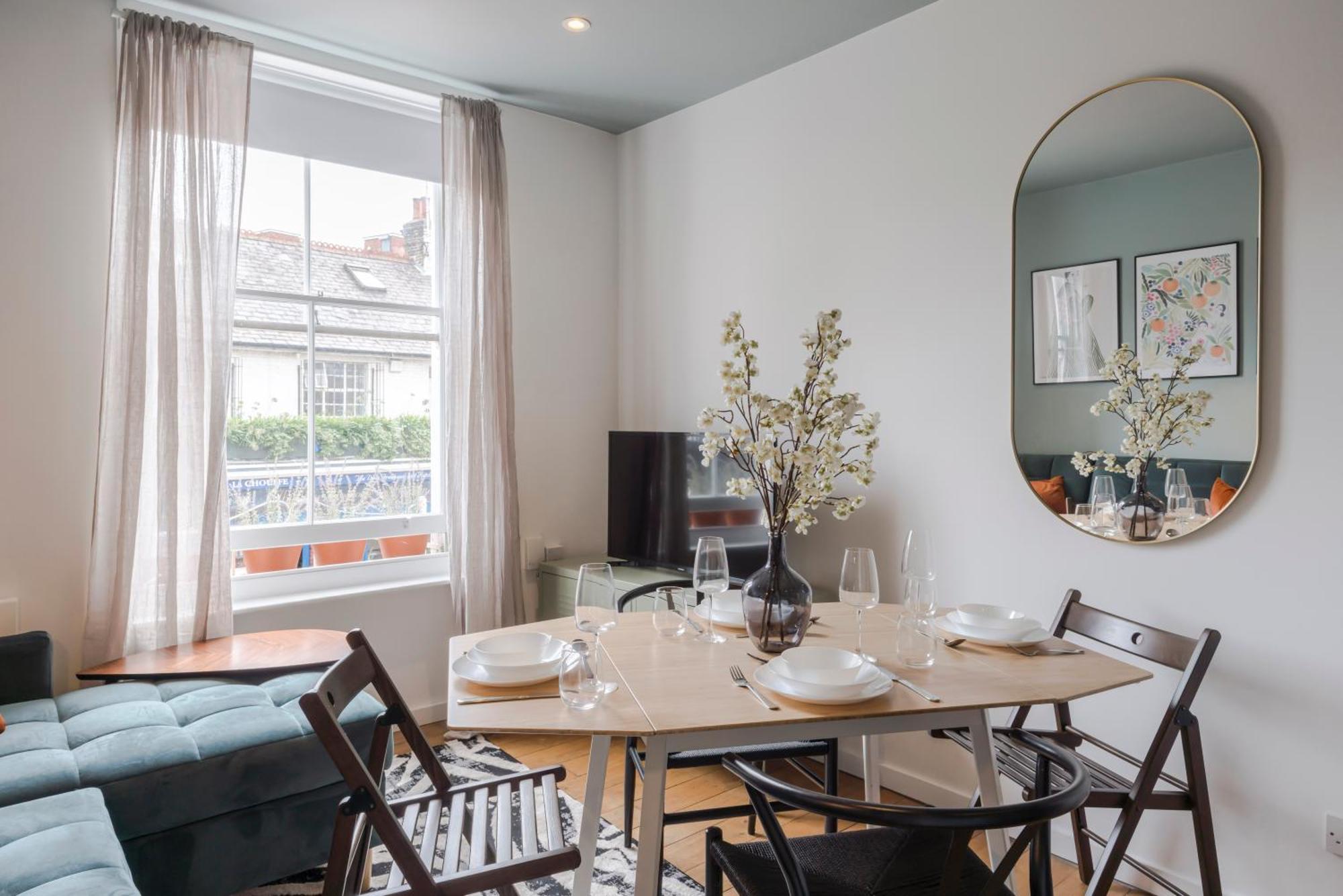 Bijou Flat On Broadway Market London