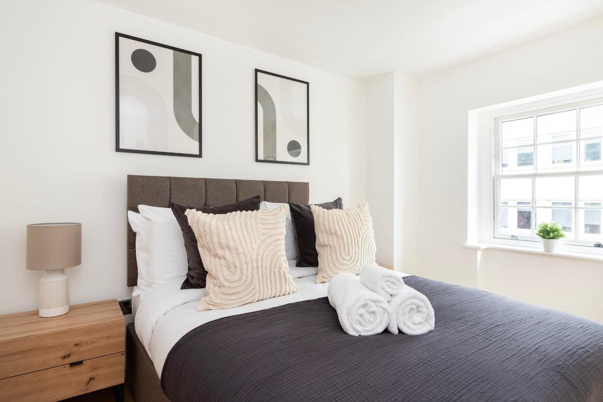 Fitzrovia & Soho - 2br With Balcony - Cityapartmentstay Appartement Londres