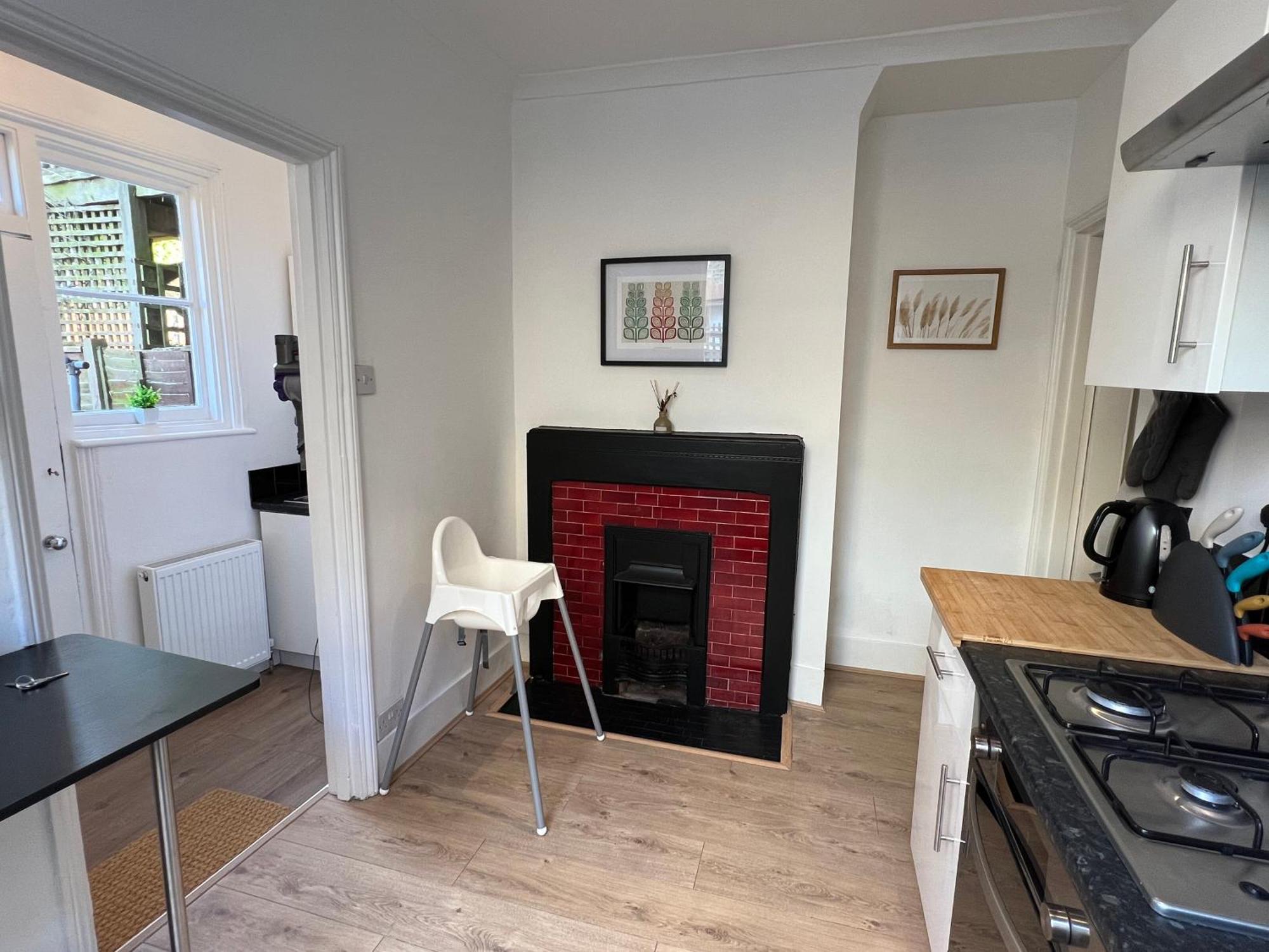 2 Bedroom Flat 10 Min Walk To Tube Appartement Londres
