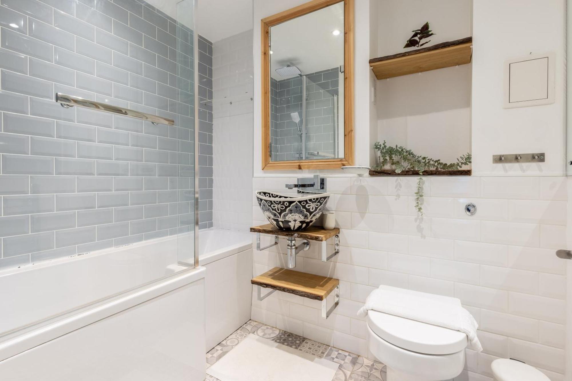 The East Dulwich Collection Londen