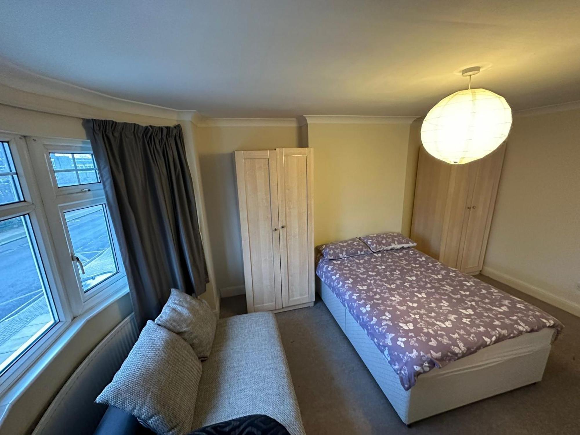 House Dollis Hill *