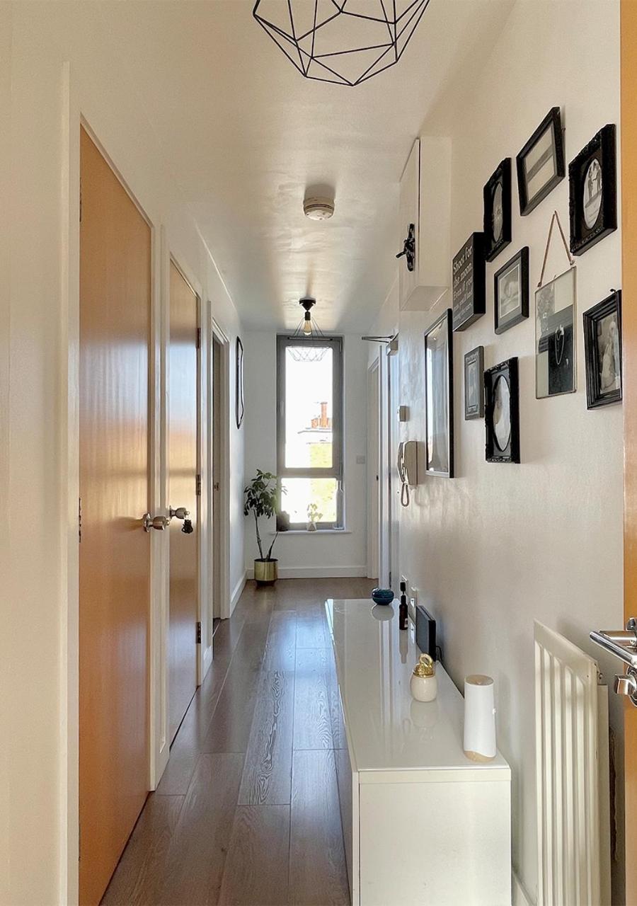 Modern 1bd Flat In Aldgate East With Terrace Appartement