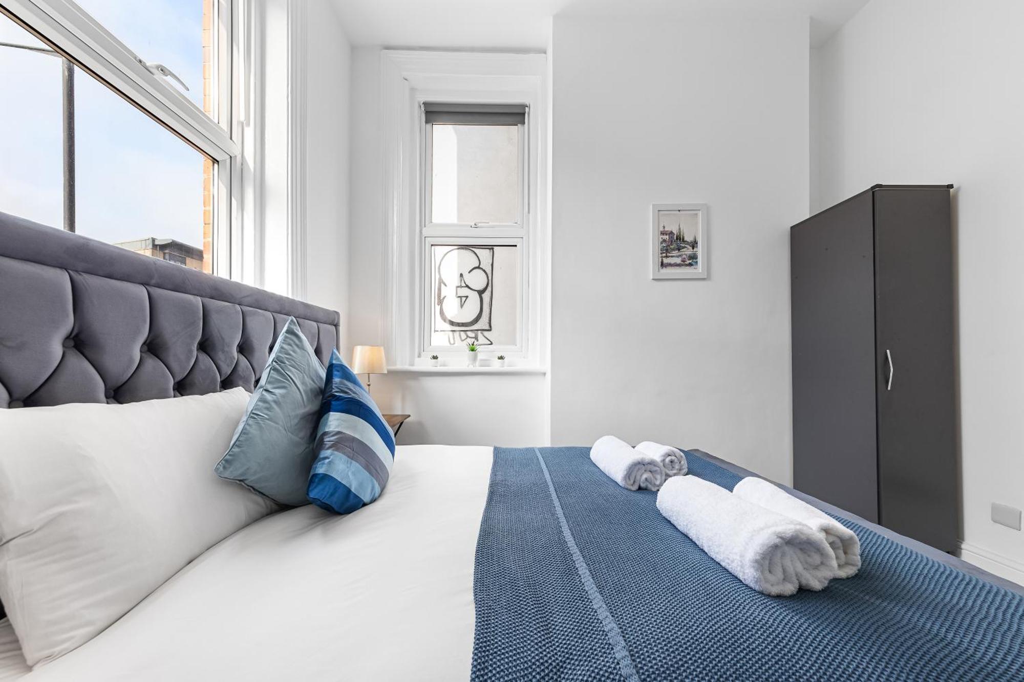 Modern 2 Bedroom Flat - Near Primrose Hill, Camden Market, Regent's Park - Good Links To Kings Cross, Euston, Finchley Road Station - Nw3 Apartamento Londres