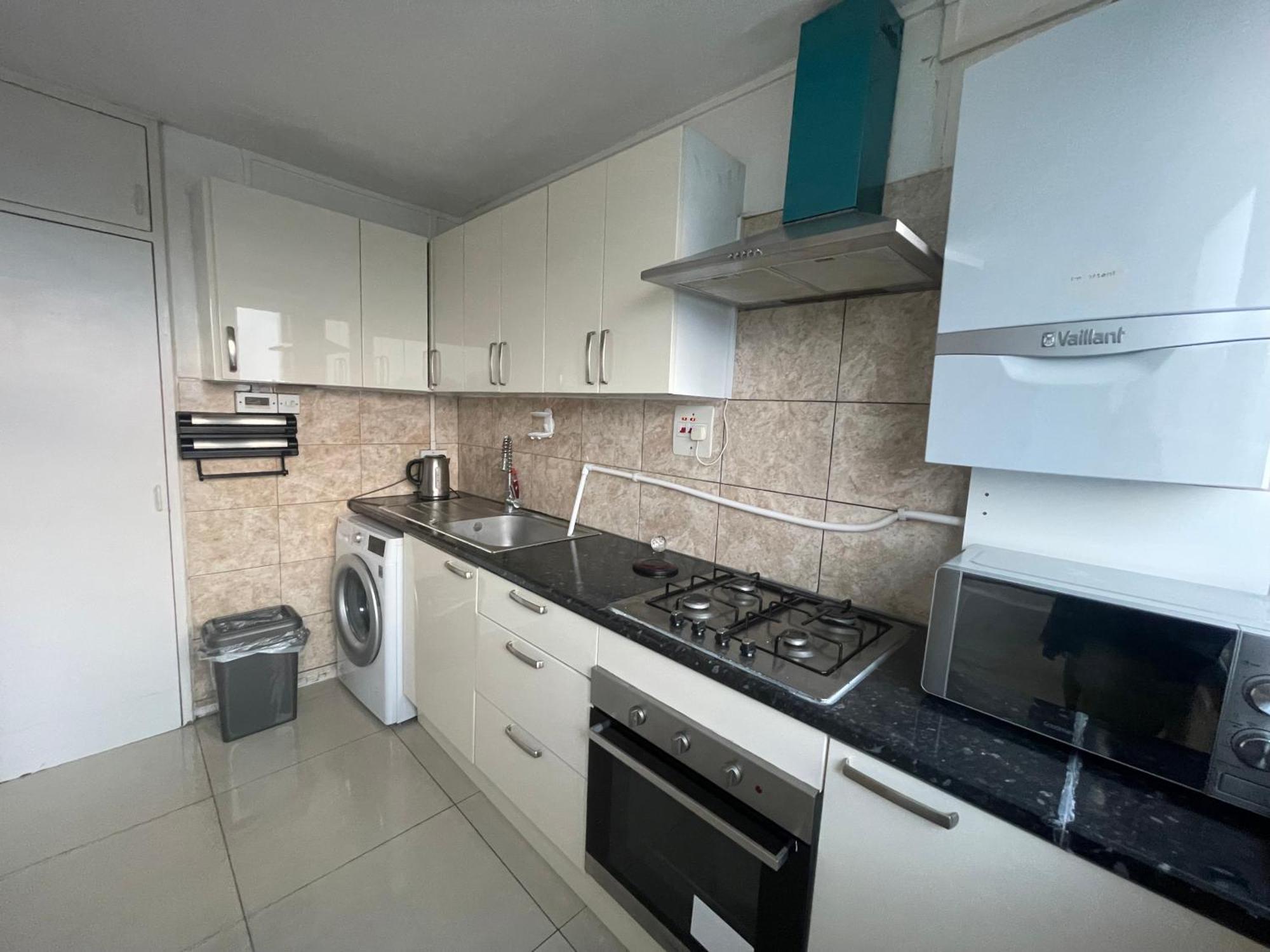 Apartment Norland House London