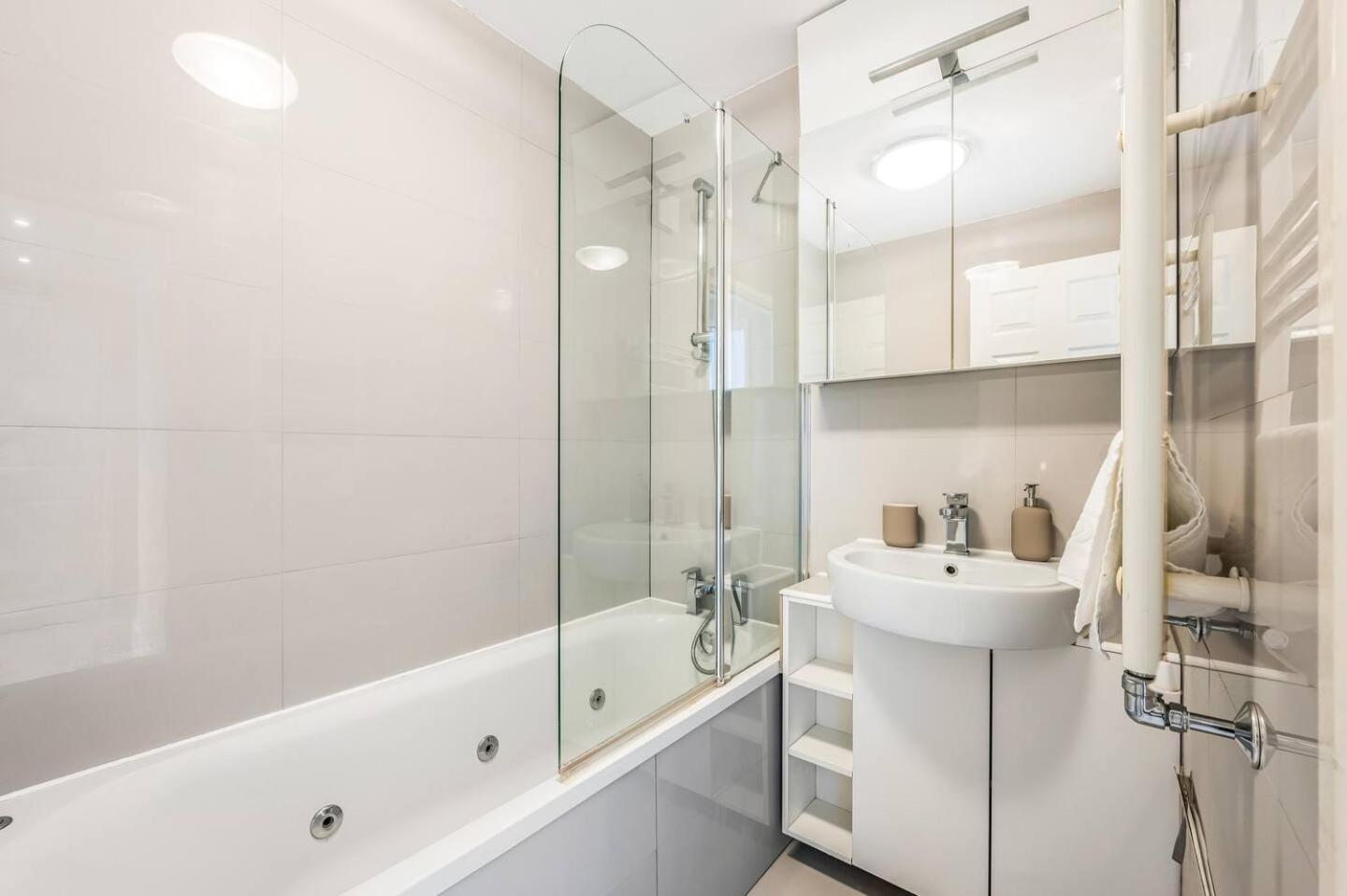 Pass The Keys Modern By Whitechapel Hospital Apartamento Londres