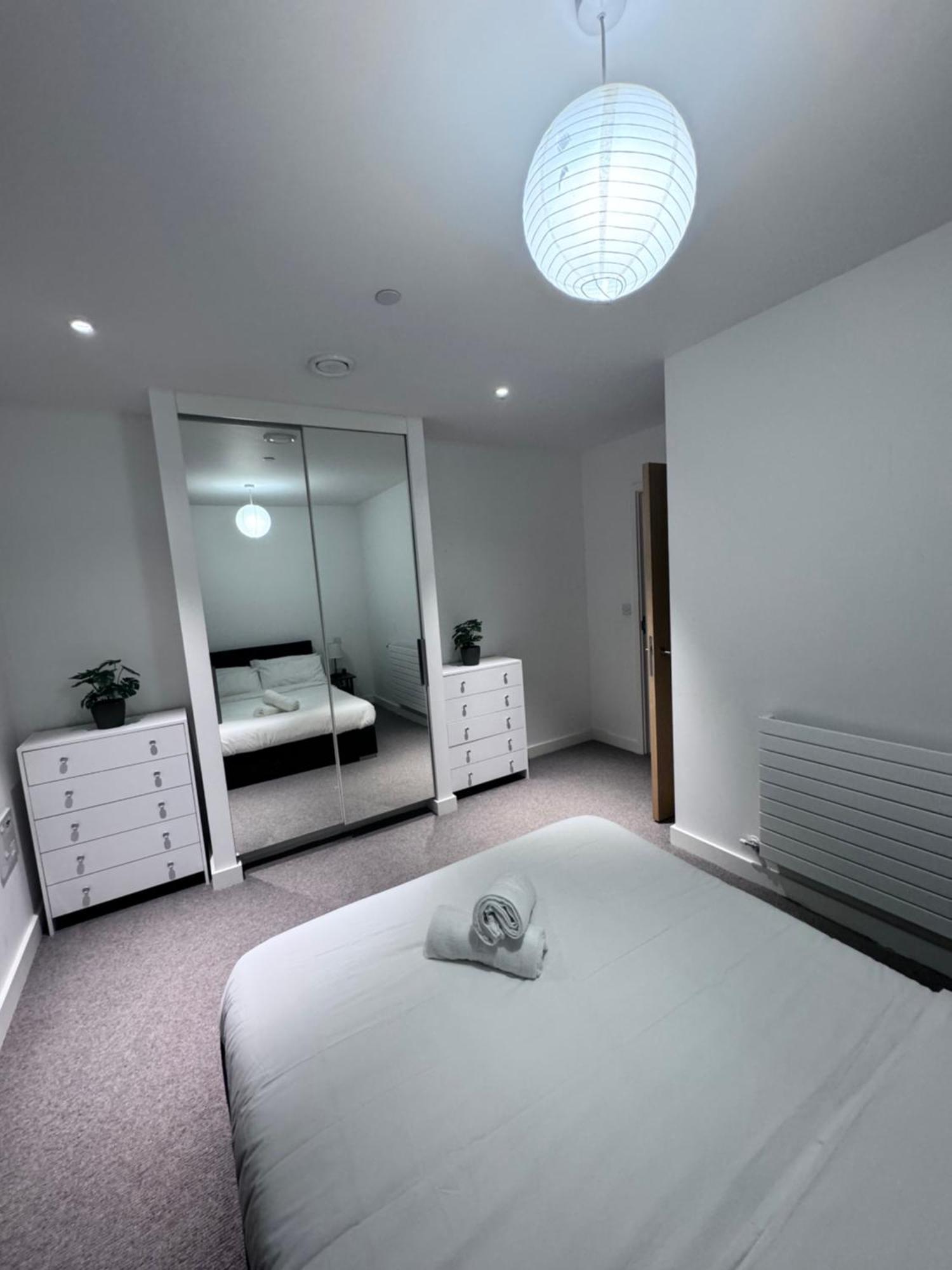Appartement Canning Town Hub Aptmt Londen