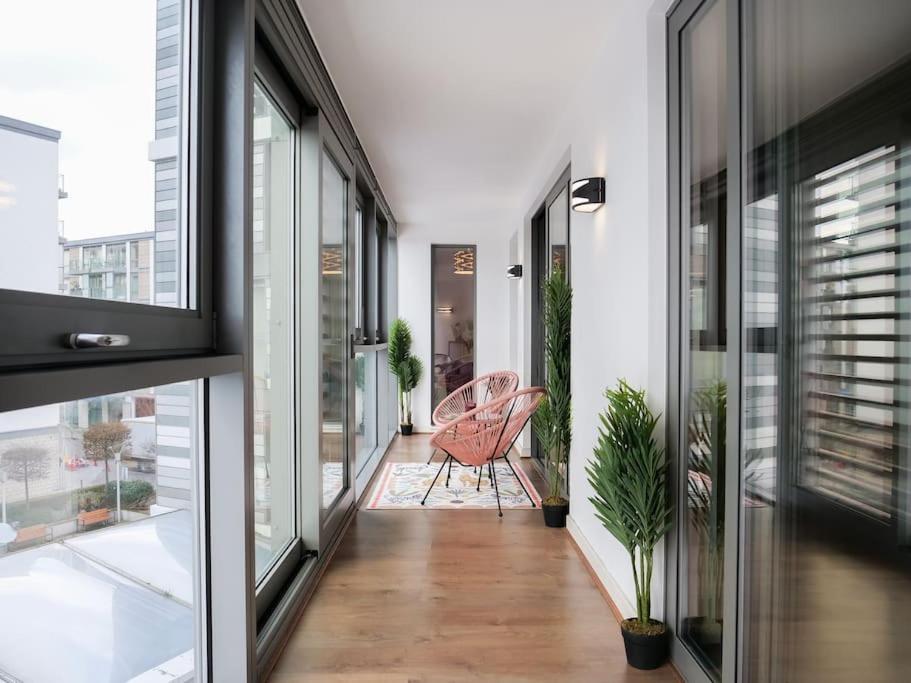 Apartamento Stylish Urban Sanctuary With Parking *