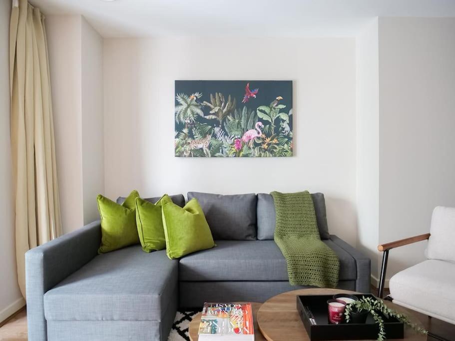 Apartamento Stylish Urban Sanctuary With Parking *