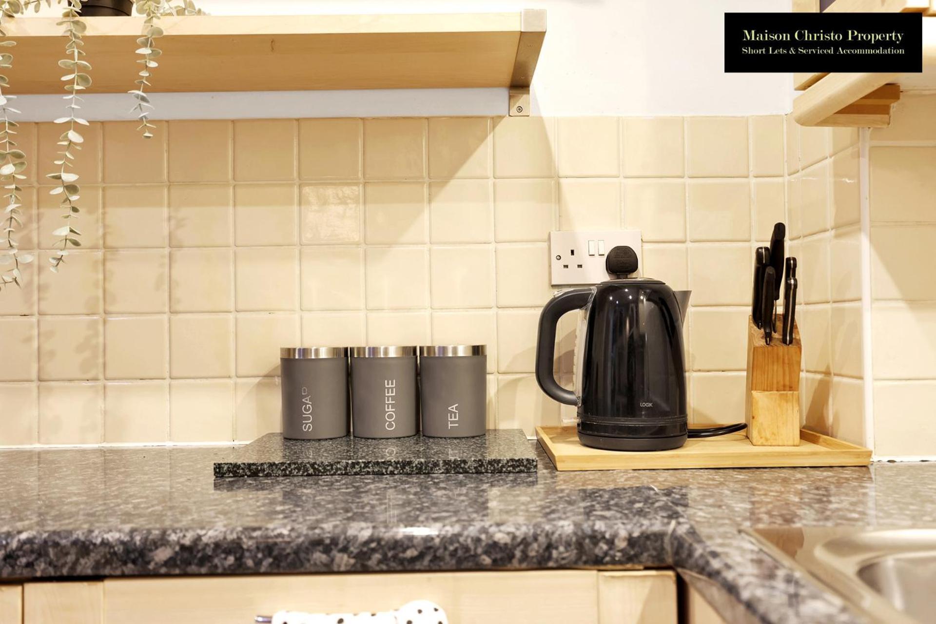 Appartement Caraway Heights 2bedroom Sleeps 6 In Canary Wharf, Free Parking, Near Excel, O2 & Airport By Maison Christo Short Lets & Serviced *