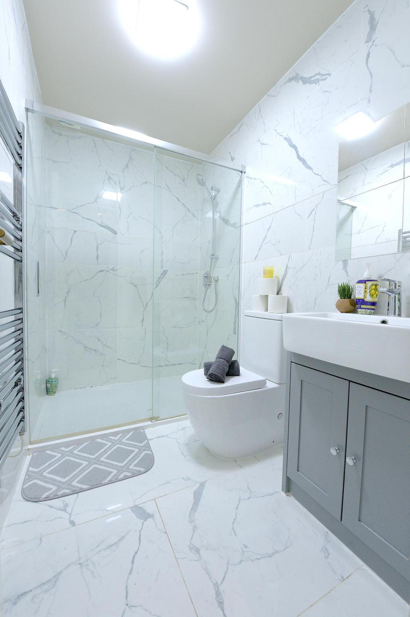 Apartamento 2 Bed Terraced Flat Piccadilly Line *