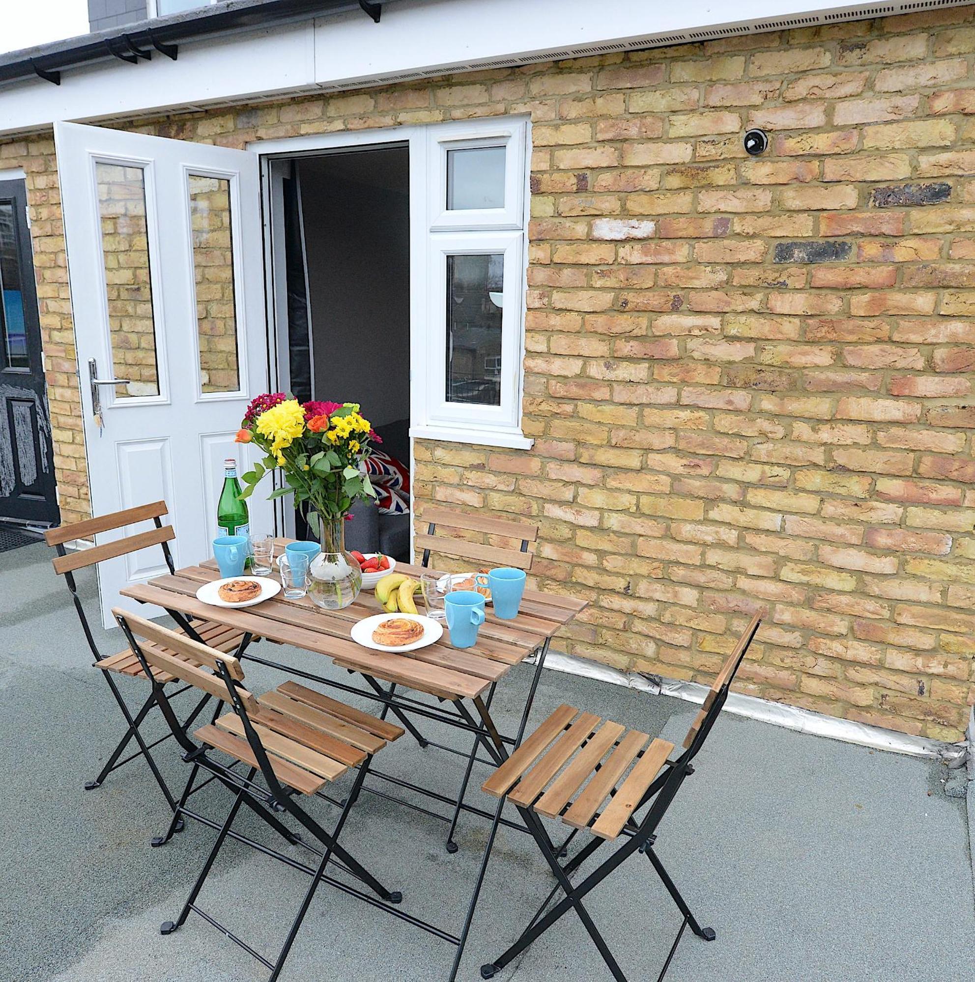 Apartamento 2 Bed Terraced Flat Piccadilly Line *