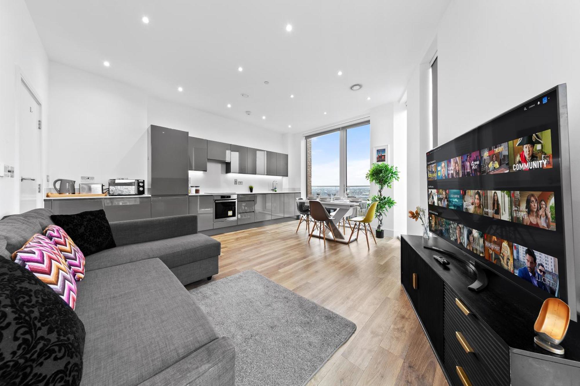 Battersea Penthouse Sleep 9 Wh *