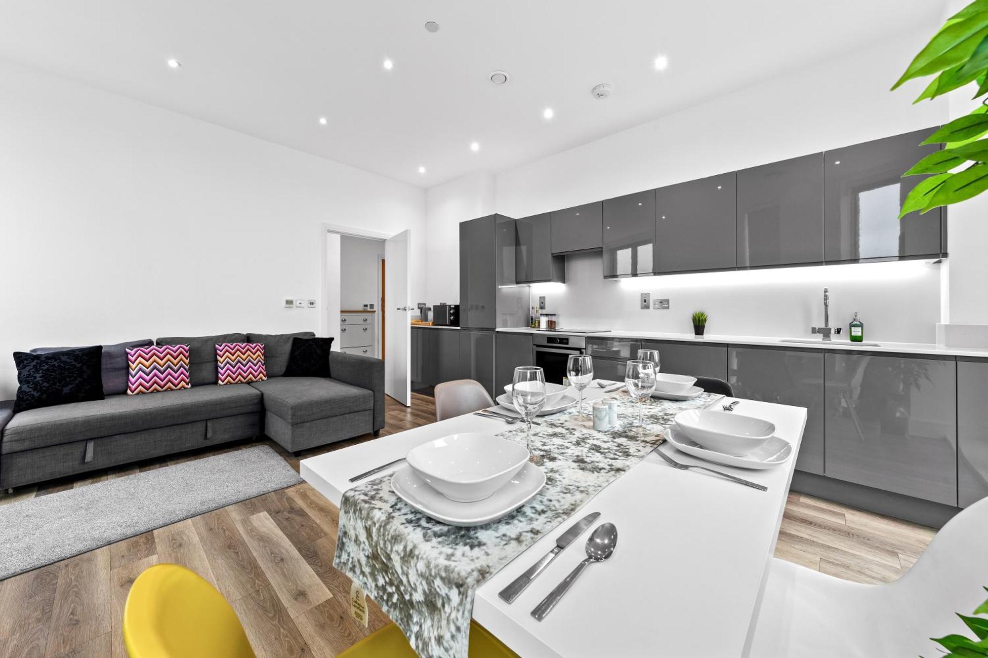 Battersea Penthouse Sleep 9 Wh