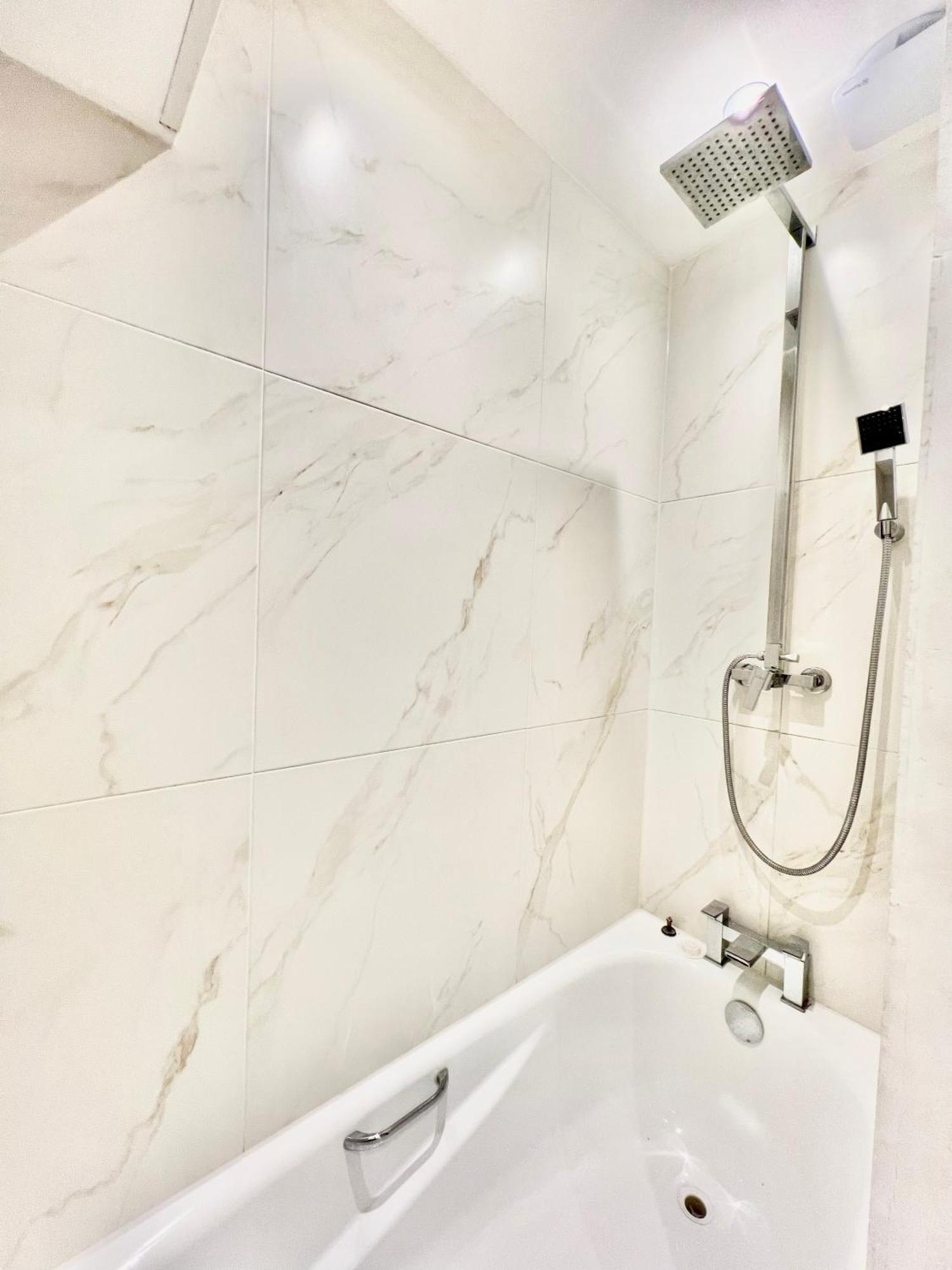 Stylish 2br Designer Flat Holland Park Apartamento Londres