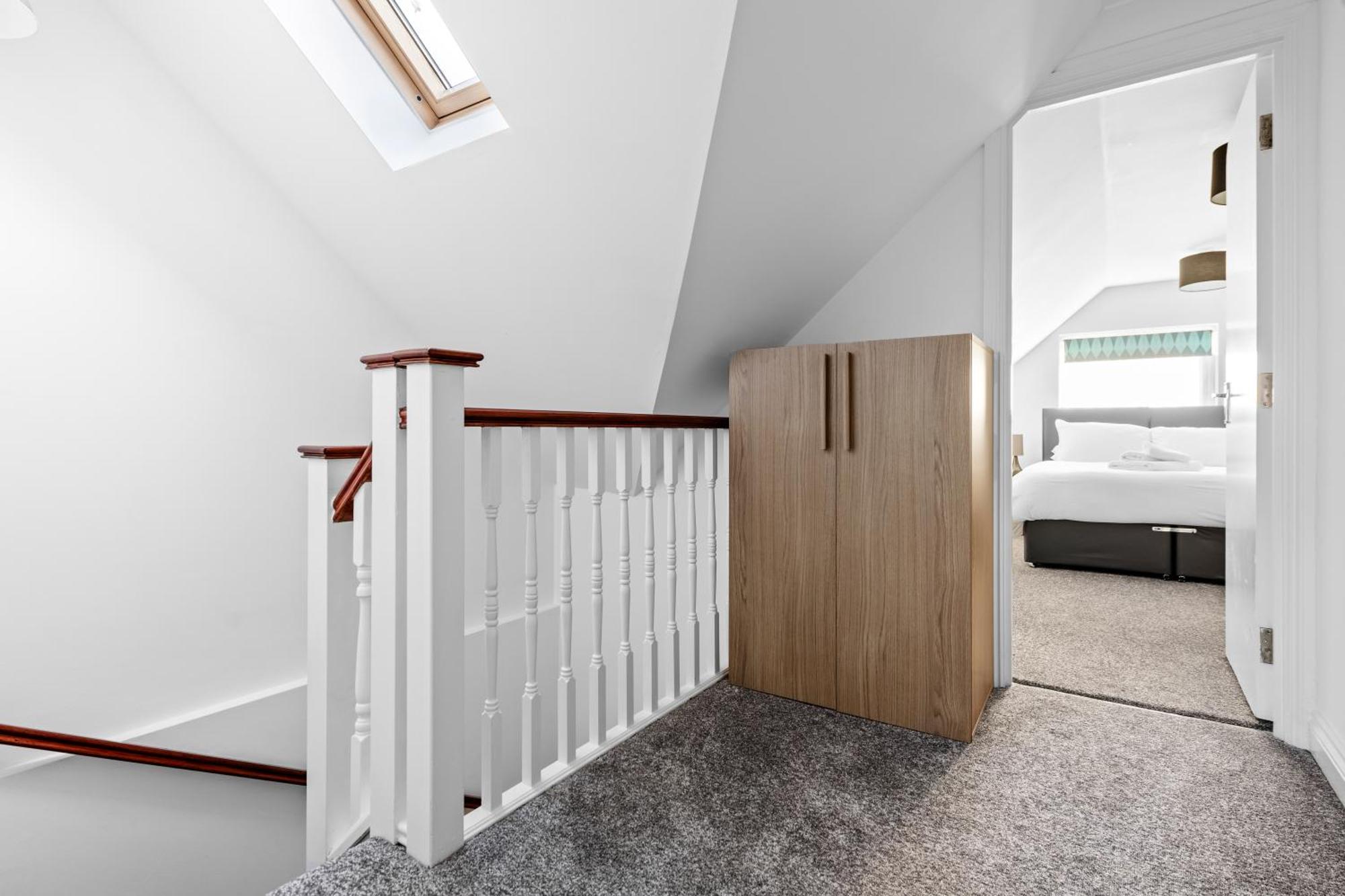 Cosy 2 Bedroom Flat In East Ham, Close To Excel Appartement *