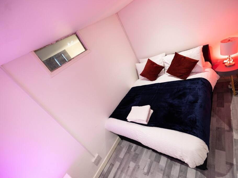 1 Bedroom-sofabed-worktable-4-wifi-parking Apartamento Londres