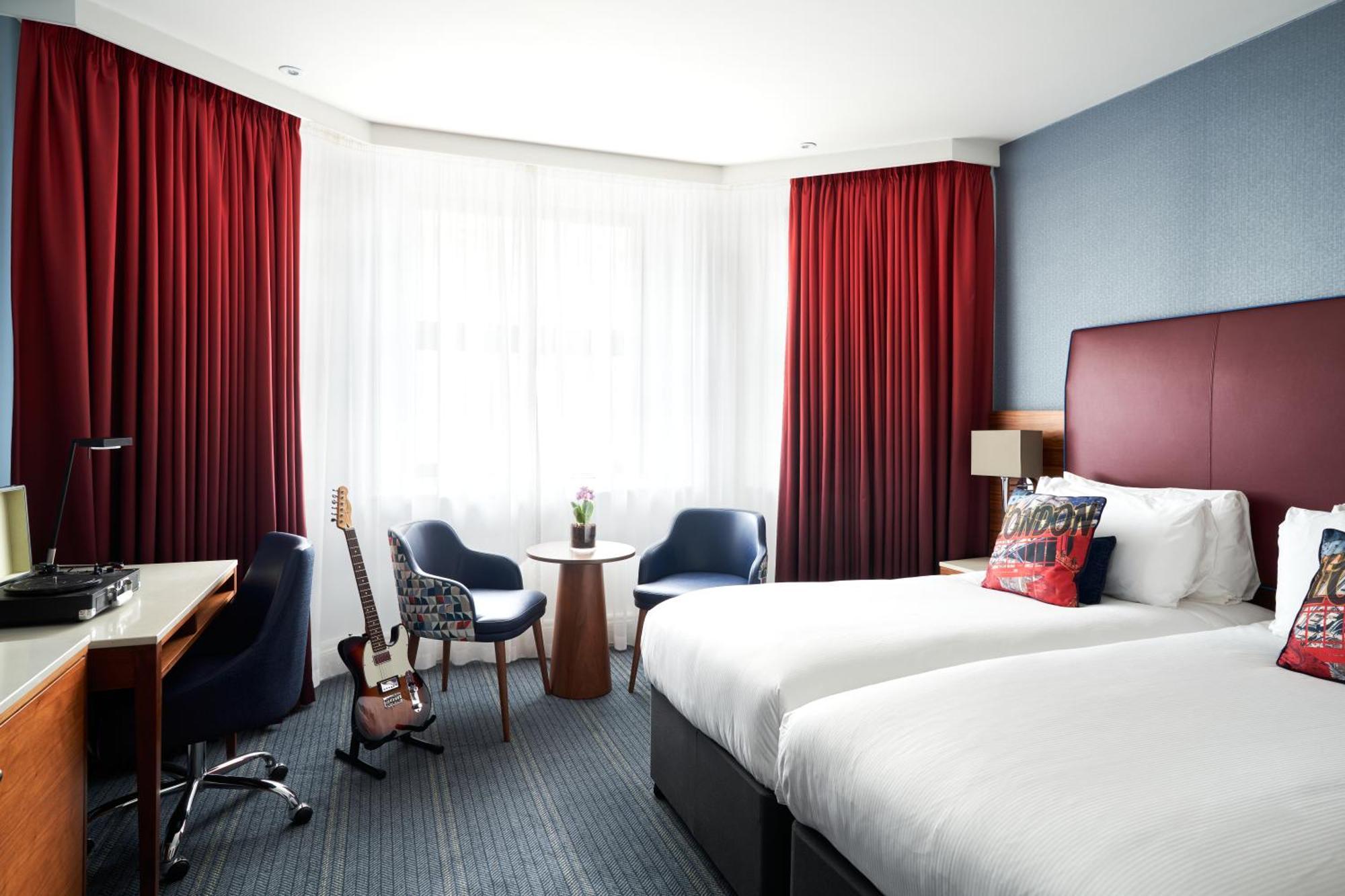The Cumberland, Hotel Londres