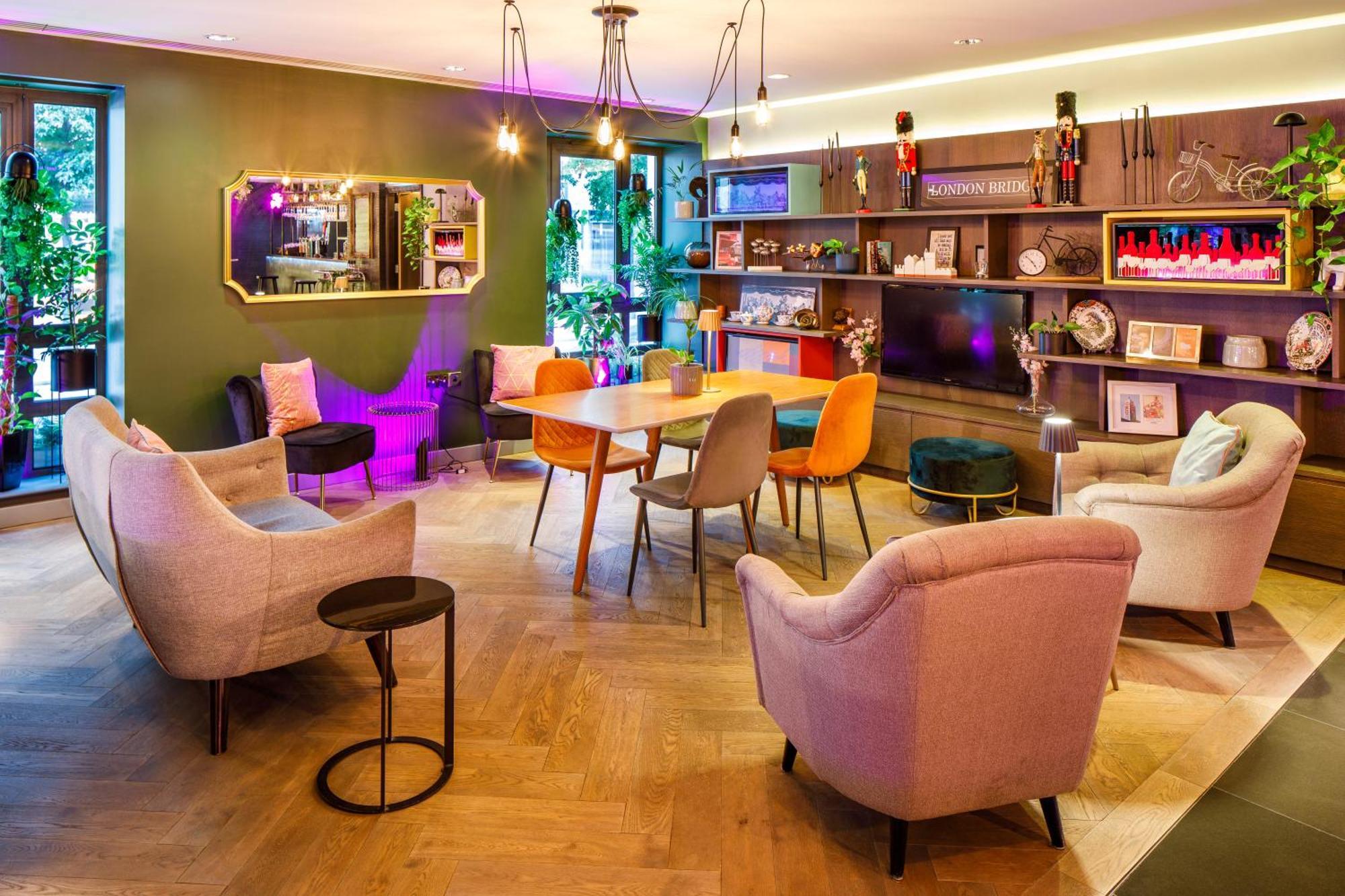 Mercure Bridge Hotel 4*