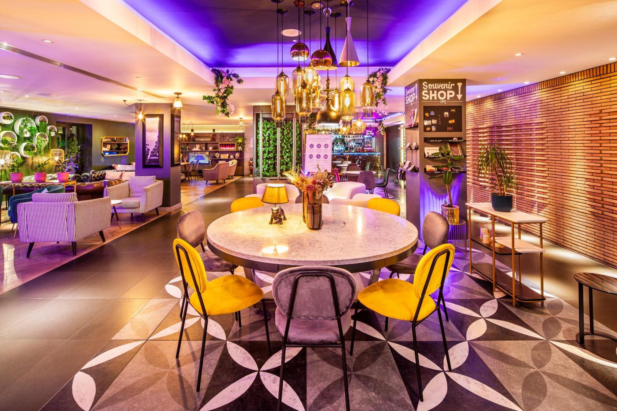 Mercure Bridge 4*