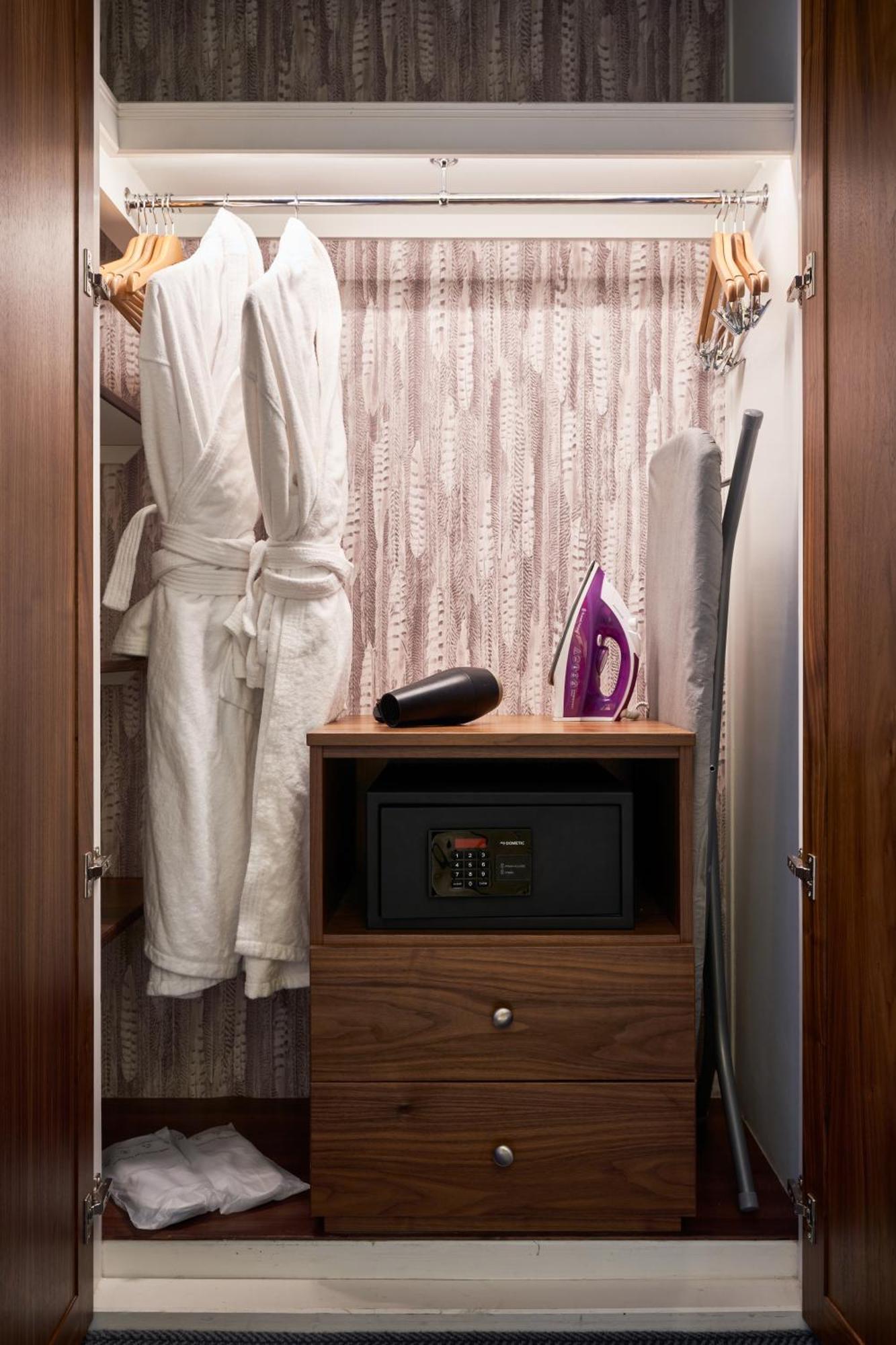 Hotel The Cumberland, 4*