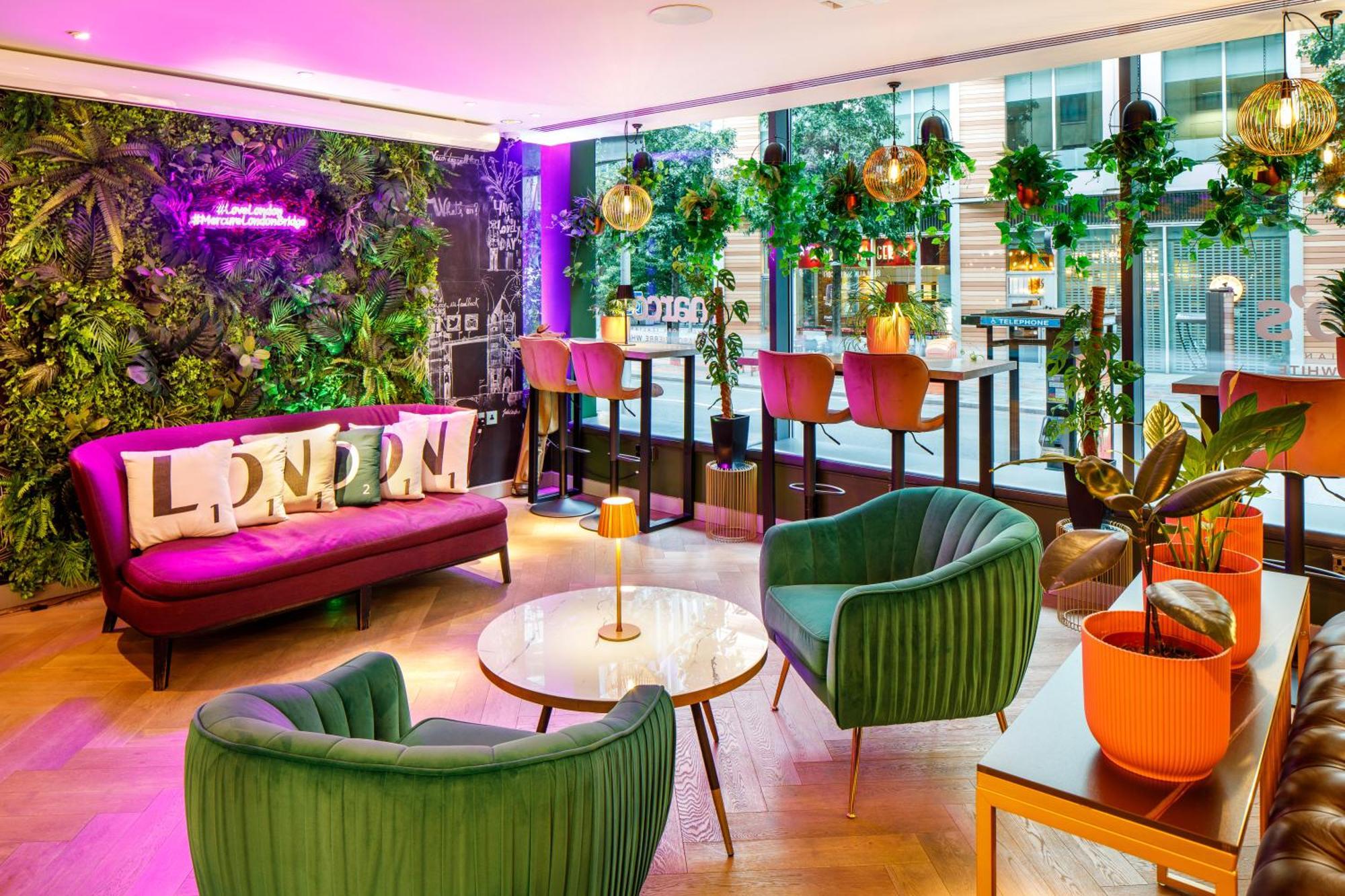 Mercure Bridge Hotel 4*