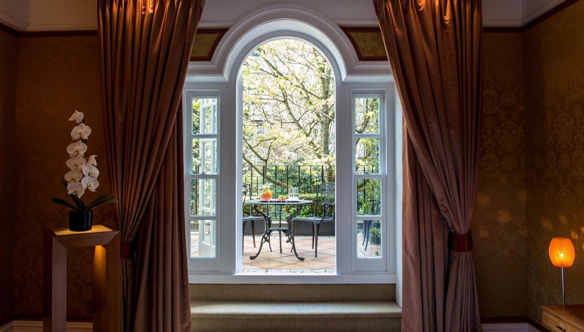 The Goring 5*