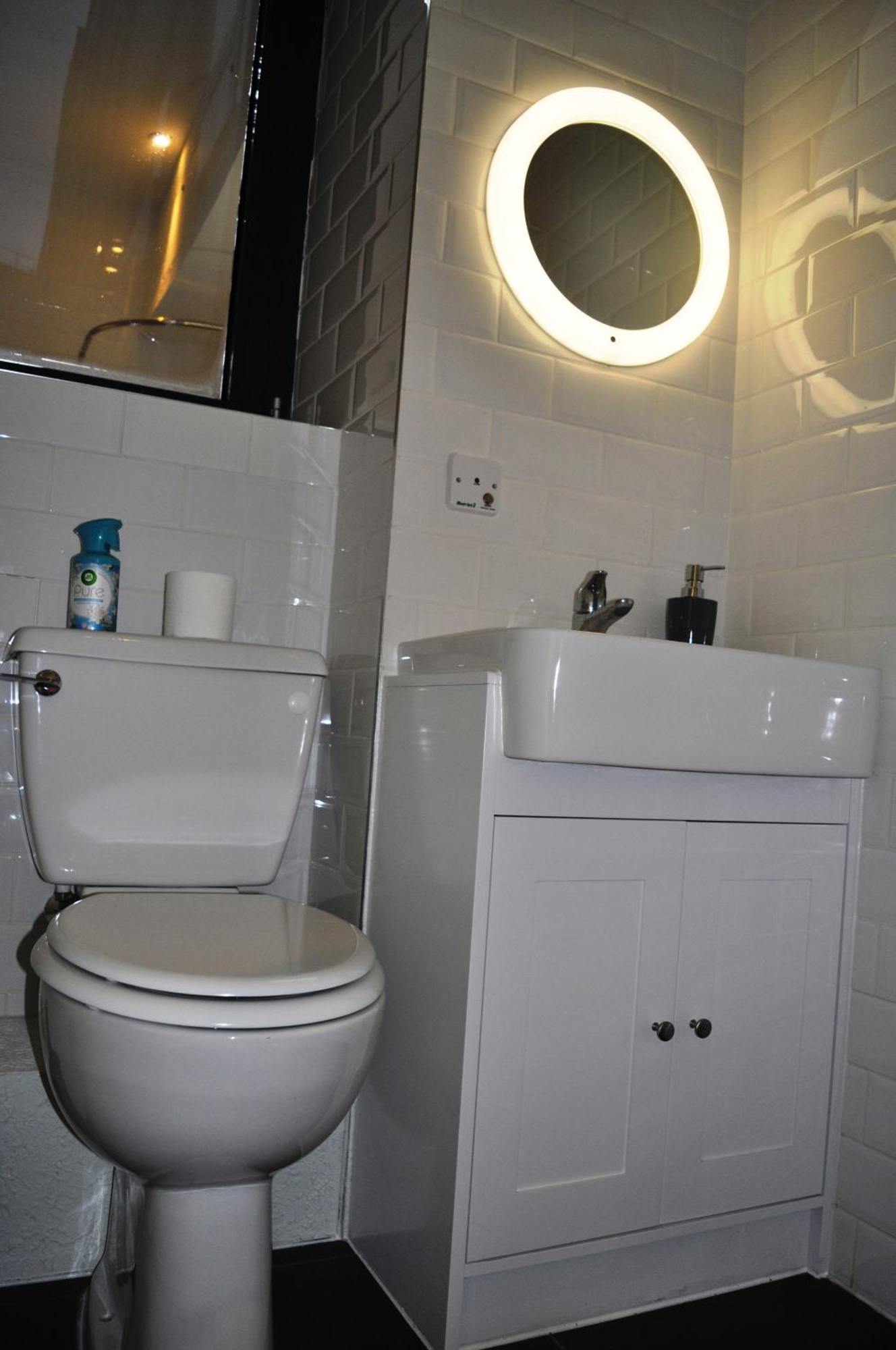 Cosmos Capsule Coworking Hotel cápsula