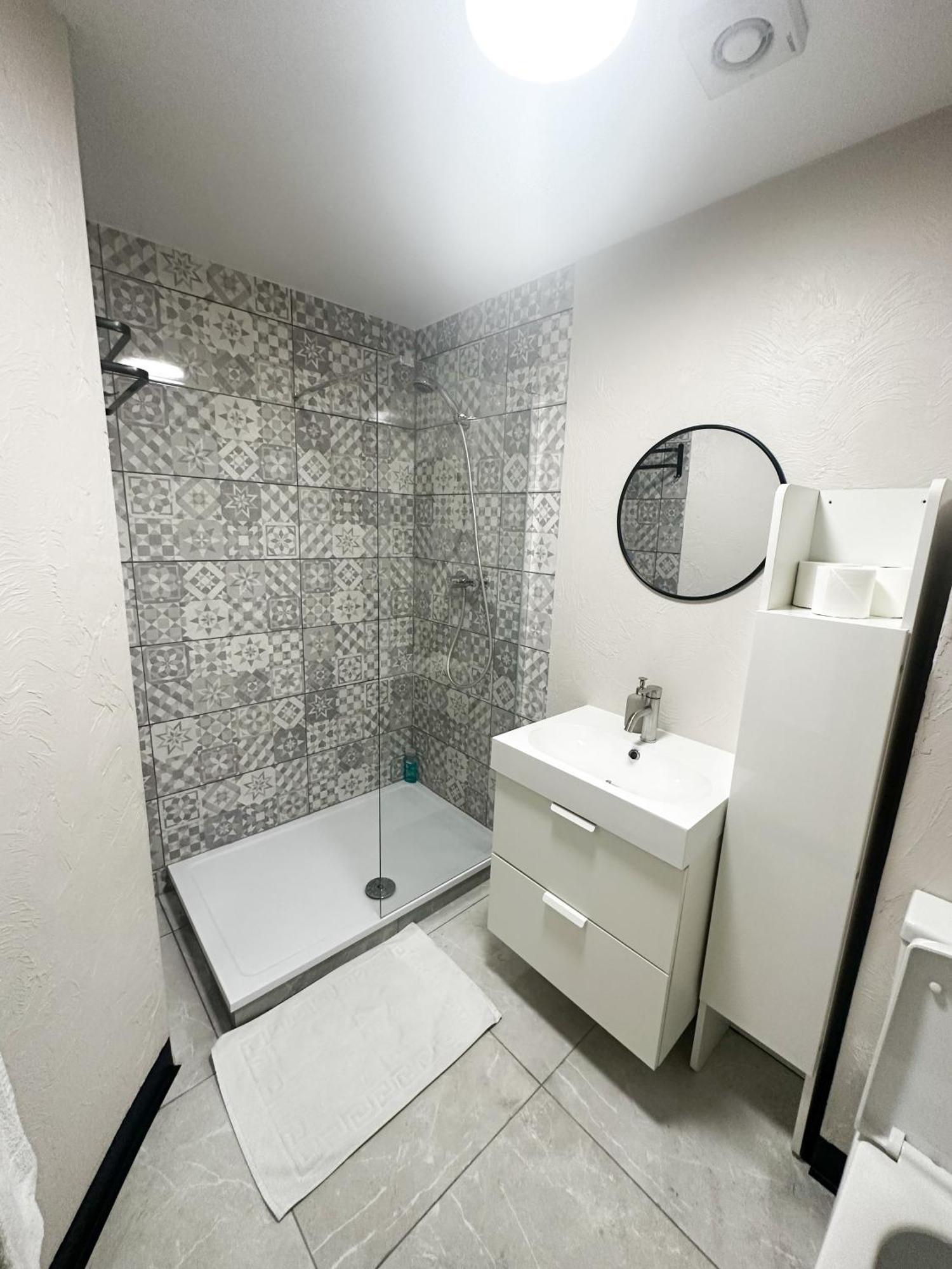 Flat 4, In Aldgate Appartement *
