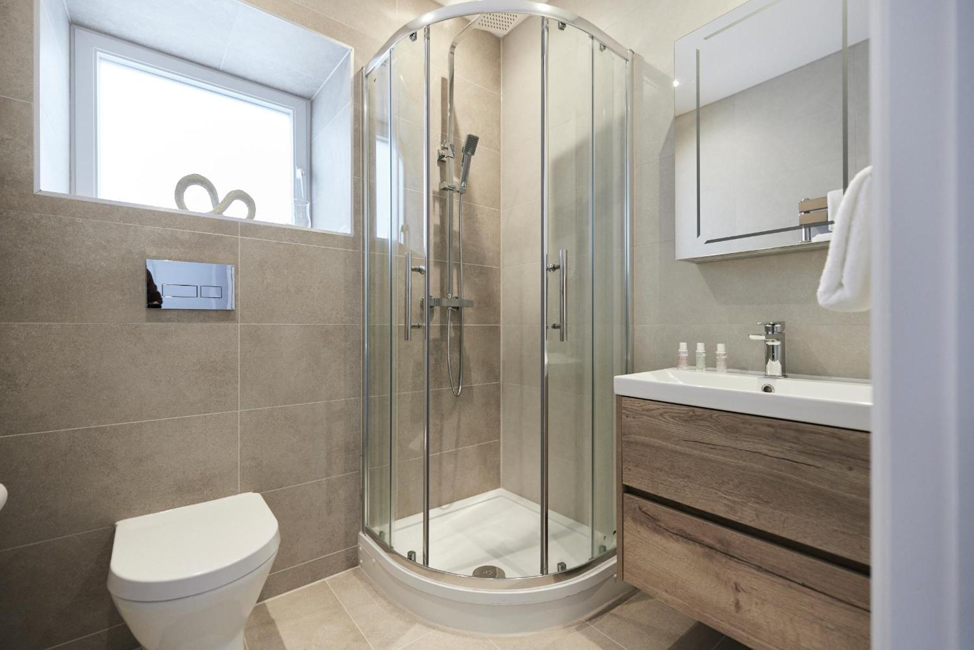 The Wembley Park Wonder - Charming 2bdr Flat With Balcony Appartement