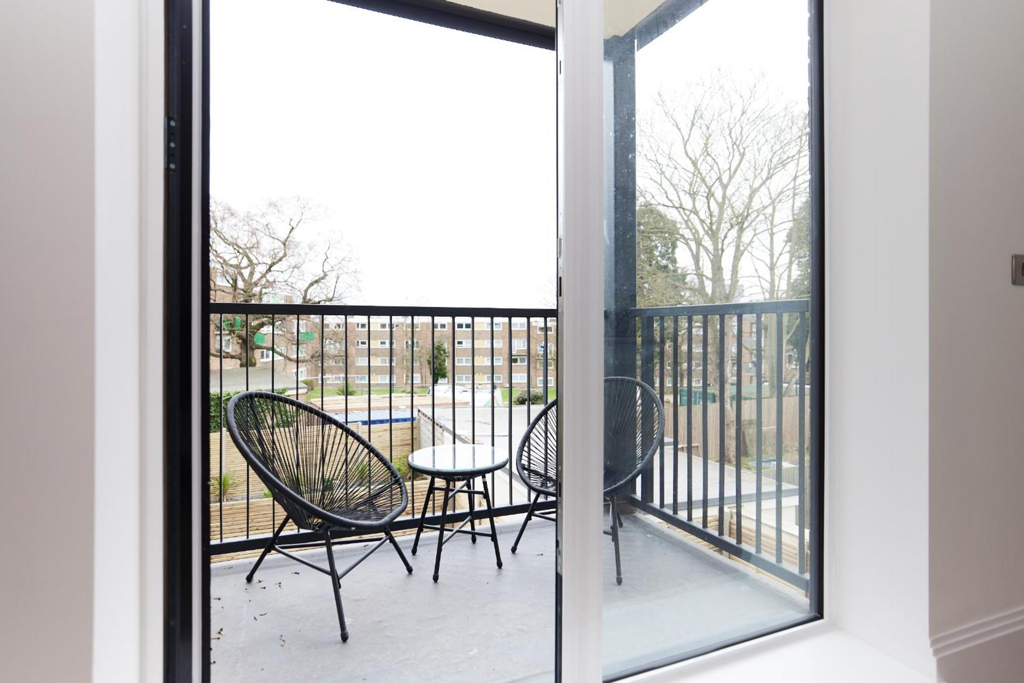 The Wembley Park Wonder - Charming 2bdr Flat With Balcony Appartement *