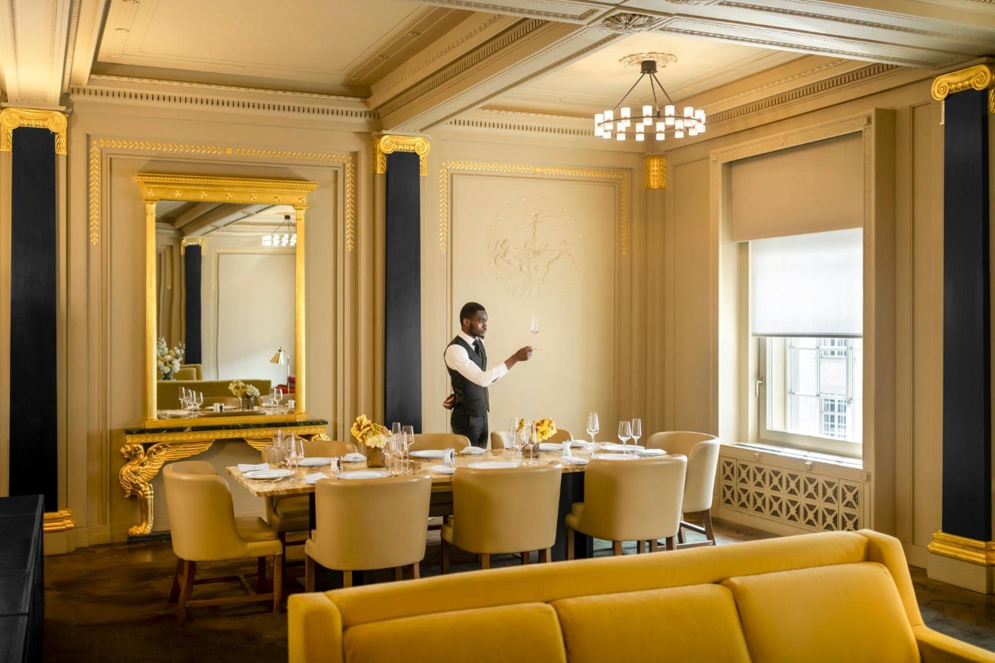 Cafe Royal 5*