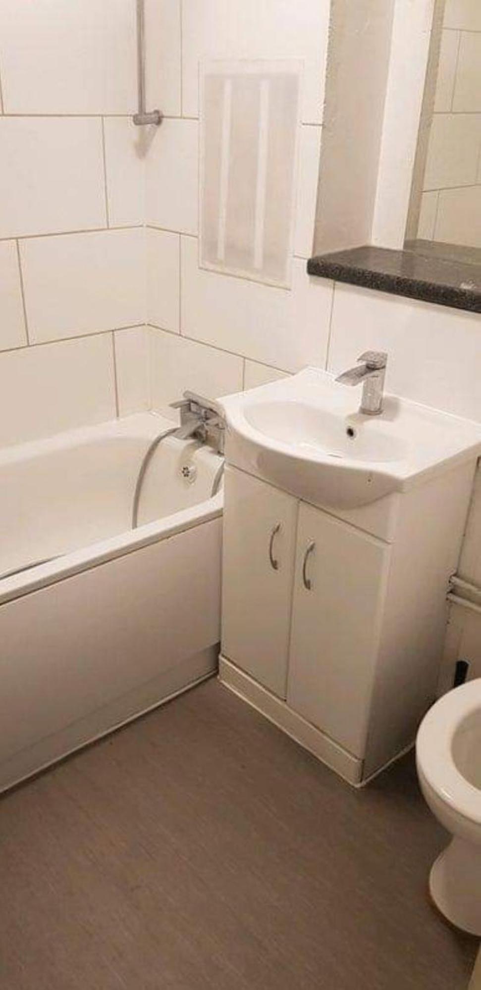 Privatunterkunft 3- In *