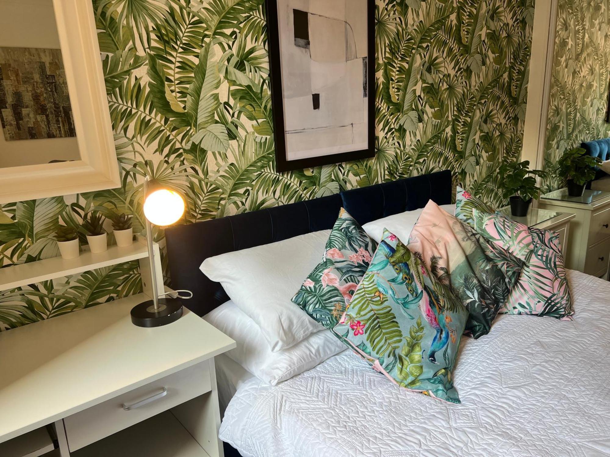Tower Bridge King Bed En-suite With Parking & Balcony Apartment