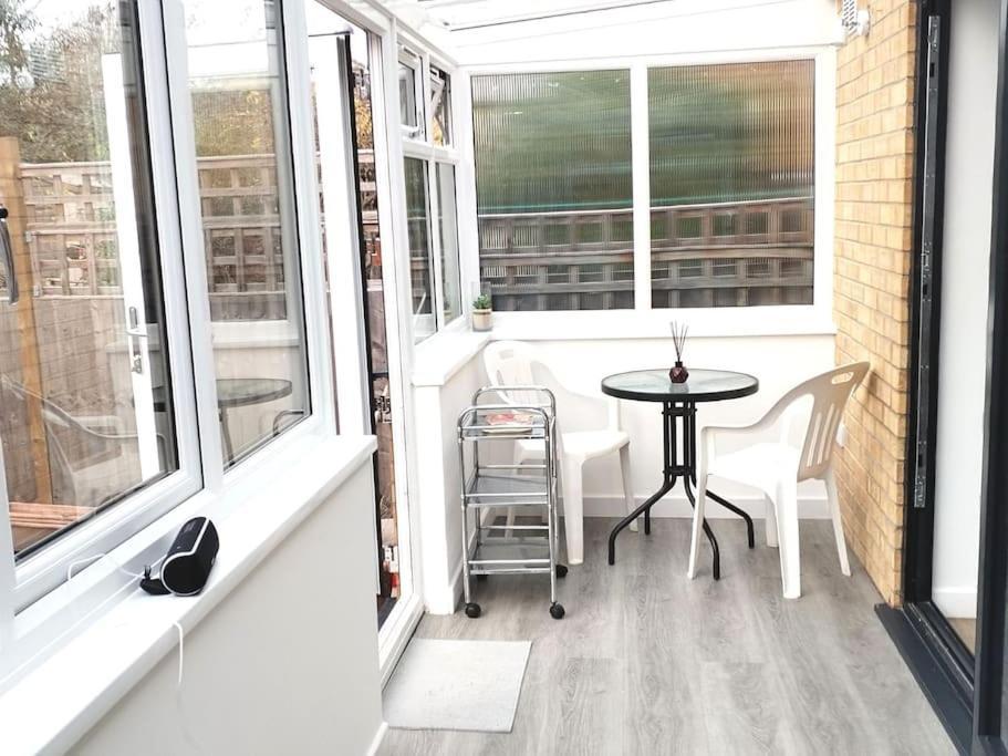 Holiday home Cosy Near E1 London