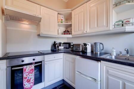 Spacious Ealing Broadway Apartamento