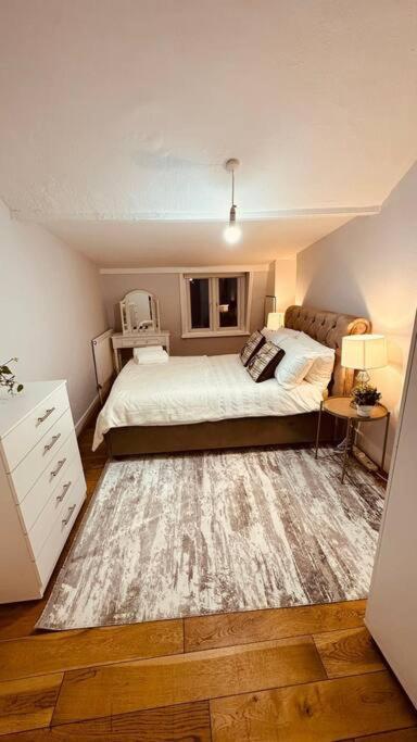 Bayswater Apartamento *