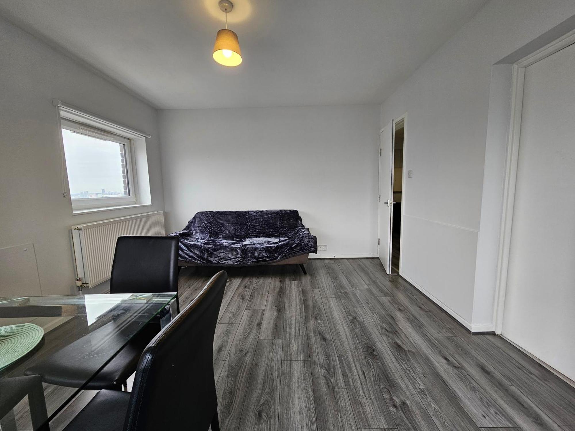 Near Towerbridge Apartment *