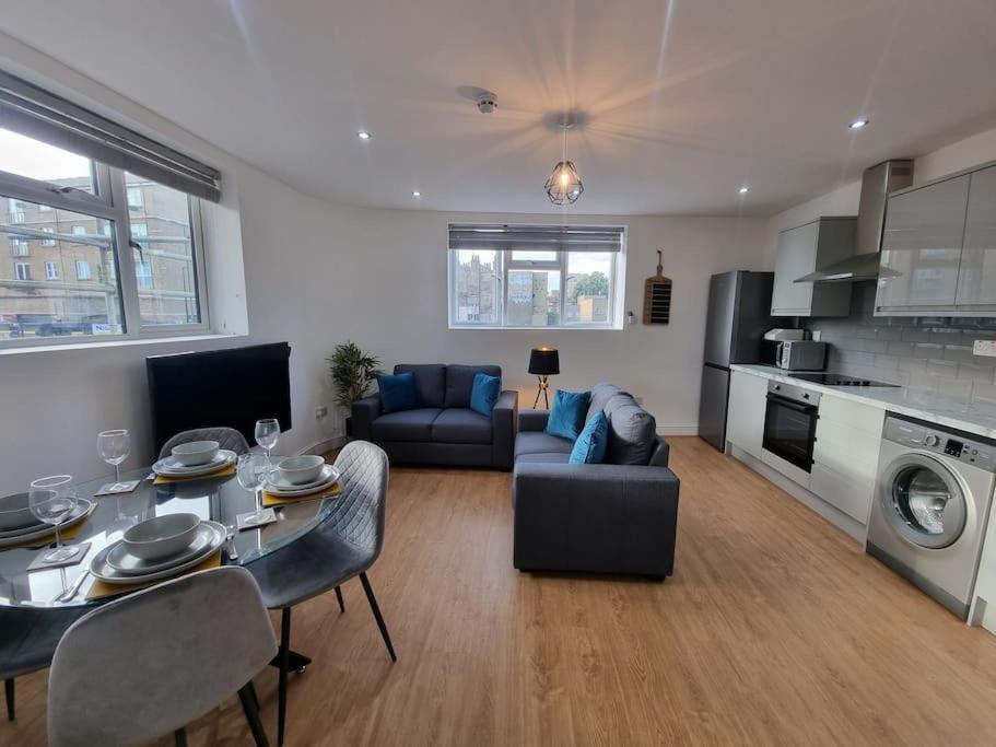 Apartamento 2 Bedroom Near Station Londres