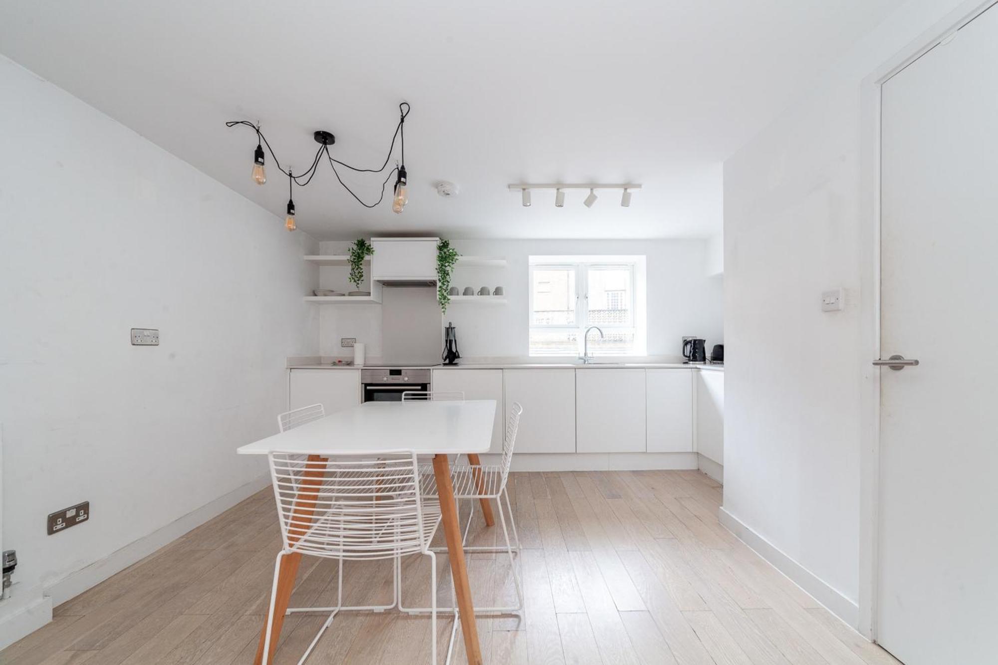 Relay Two Bedroom Belgravia Charm Londres