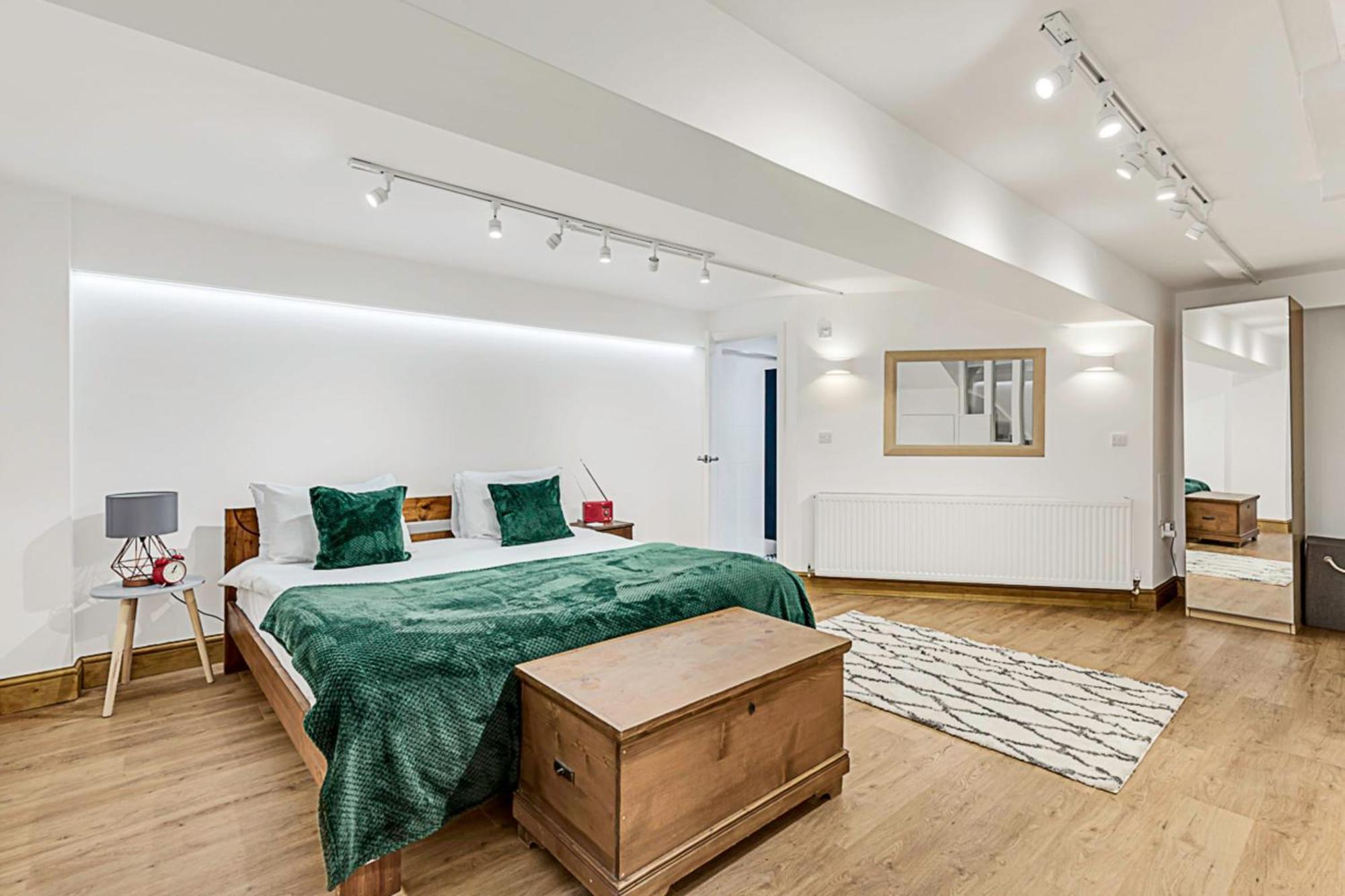 Appartement Modern Comfort Two Bedroom Gem On The Rye