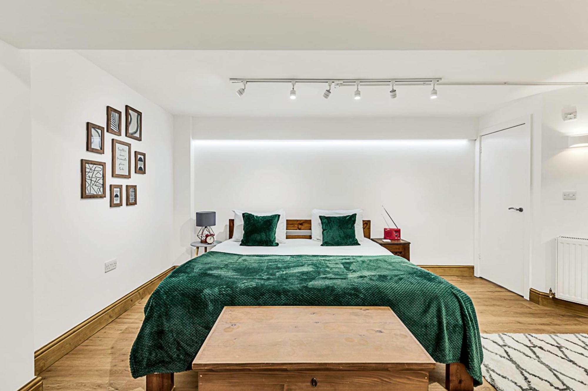Modern Comfort Two Bedroom Gem On The Rye Appartement *