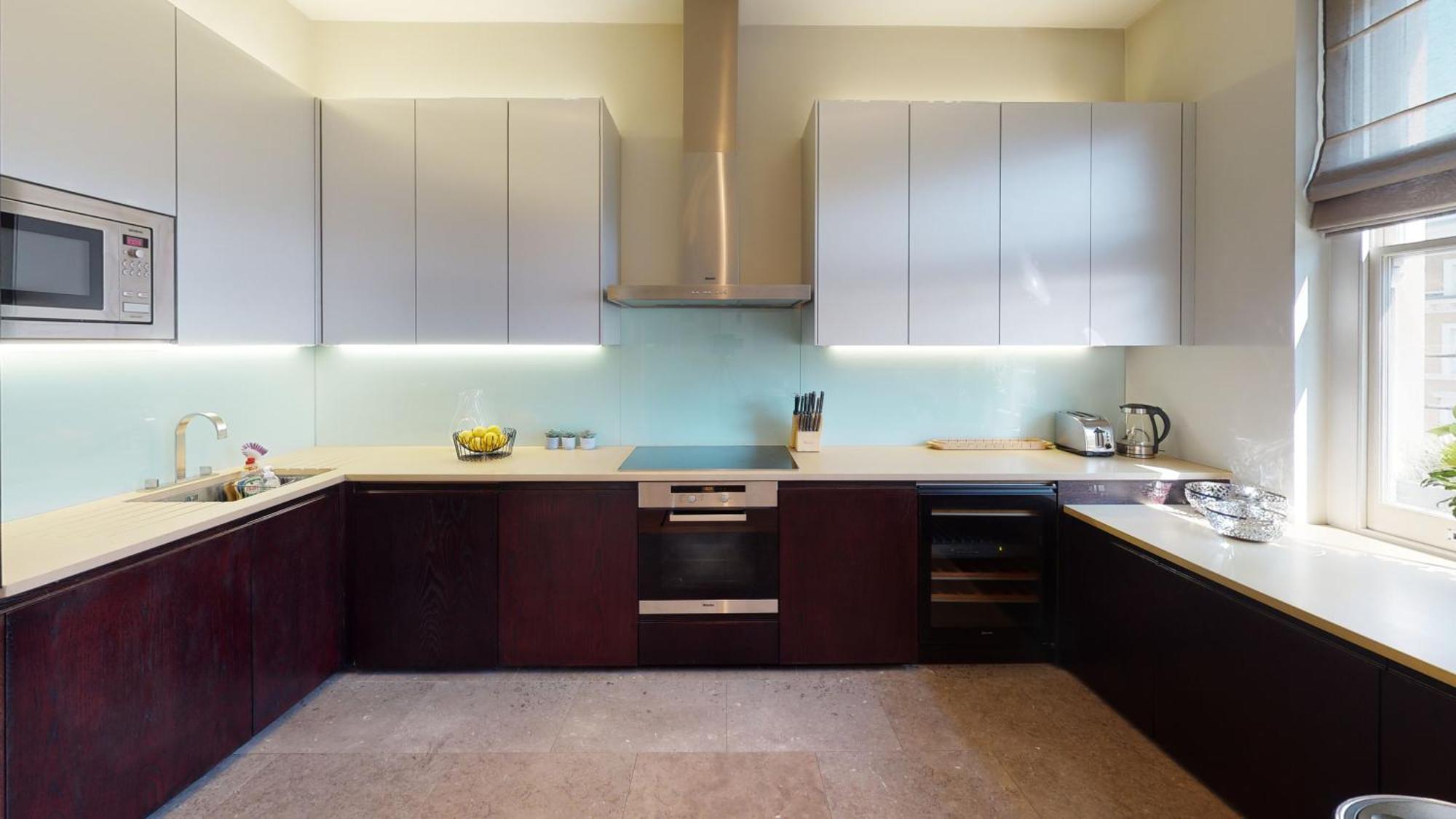 The Harrington - Gloucester Road - 4 Cornwall Gardens *