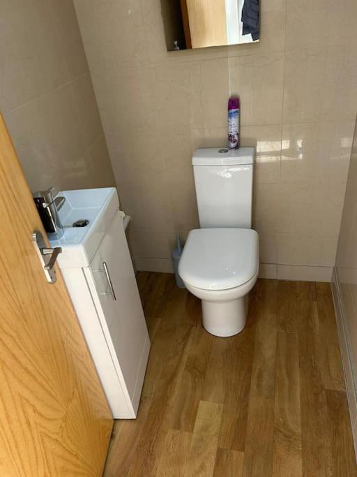 Cosy Tower Bridge Hideaway - Ground Floor Apartment *