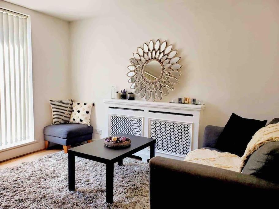 Cosy Tower Bridge Hideaway - Ground Floor London