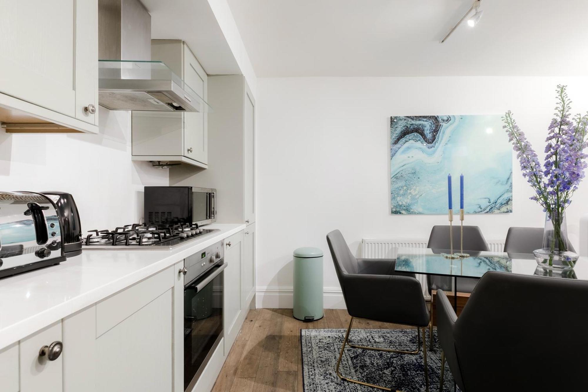 Rare Find Off Oxford St! Soho 5bed Design House For Xxl Groups Appartement Londres